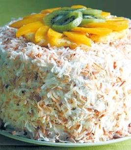 كيك جوز الهند بالفواكة