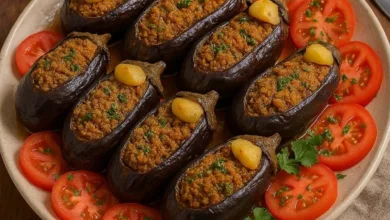 الباذنجان الملفوف باللحمة المفرومة