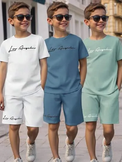 تمام 💖✨ جهزت لك النسخة النهائية الكاملة لمقال **ملابس صيفي لابنك**، بصياغة احترافية، حوالي 1500 كلمة، مع كلمة مفتاحية متكررة طبيعيًا، عناوين فرعية، مقدمة وروابط، وأسئلة شائعة وخاتمة جاهزة للنشر:---# ملابس صيفي لابنك: دليلك لاختيار إطلالات مريحة وأنيقة للأطفالمع اقتراب فصل الصيف وارتفاع درجات الحرارة، تبحث كل أم عن أفضل **ملابس صيفي لابنك** التي تجمع بين الراحة والأناقة. فالطفل يحتاج إلى ملابس تمنحه حرية الحركة، تحافظ على راحته، وفي نفس الوقت تمنحه مظهرًا جذابًا يعكس أناقته.في هذا الدليل الشامل من موقع جنتي عبر الرابط [www.gntee.com](http://www.gntee.com)، نقدم لك كل ما تحتاجين معرفته لاختيار ملابس صيفية مثالية لطفلك، مع نصائح عملية لاختيار المقاسات، الألوان، والخامات المناسبة، لتضمني له صيفًا مليئًا بالراحة والنشاط.---## لماذا اختيار ملابس صيفي لابنك أمر مهم؟اختيار **ملابس صيفي لابنك** بشكل صحيح له تأثير كبير على راحته وصحته خلال الطقس الحار. فالملابس المناسبة تساعد طفلك على اللعب بحرية دون الشعور بالانزعاج، كما تقلل من احتمالية التعرق الزائد أو التهيجات الجلدية.الملابس الصيفية المصممة بعناية تمنح الطفل شعورًا بالانتعاش والطاقة، وتجعله أكثر نشاطًا وحيوية أثناء اللعب أو التنقل داخل وخارج المنزل. الاهتمام بهذه التفاصيل يعكس مدى حرصك على راحة طفلك وصحته.---## أفضل خامات ملابس صيفي لابنكتلعب الخامات دورًا رئيسيًا في تحديد راحة الطفل خلال الصيف. من أفضل الخامات:* **القطن:** ناعم، مريح، ويمتص العرق.
* **الكتان:** خفيف، يسمح بمرور الهواء ويقلل الشعور بالحر.
* **الفسكوز:** مرن ويسمح بحرية الحركة.
* **الأقمشة الطبيعية الأخرى:** تمنح الطفل تهوية جيدة وتقلل الاحتكاك بالجلد.تجنبي الأقمشة الصناعية الثقيلة لأنها تسبب التعرق وعدم الراحة، خاصة خلال النشاطات اليومية المكثفة.---## أحدث تصاميم ملابس صيفي لابنكتتوفر **ملابس صيفي لابنك** بتصاميم متنوعة تناسب جميع الأنشطة:* **التيشرتات القطنية:** مطبوعة برسومات كرتونية محببة للأطفال.
* **الشورتات المريحة:** تسمح بحرية الحركة واللعب.
* **الأطقم الصيفية الجاهزة:** مناسبة للمناسبات اليومية والرحلات.
* **الملابس الرياضية الخفيفة:** مثالية للأنشطة الخارجية واللعب النشط.
* **البيجامات الصيفية:** ناعمة وتناسب النوم والراحة داخل المنزل.اختيار التصميم المناسب يعزز شعور الطفل بالحرية ويضمن له حركة طبيعية ومريحة.---## ألوان ملابس صيفي لابنك المناسبةتلعب **الألوان** دورًا كبيرًا في راحة الطفل خلال الصيف. الألوان الفاتحة مثل الأبيض، الأزرق الفاتح، والبيج تعكس الحرارة وتقلل الشعور بالحر، بينما الألوان الزاهية تعطي إحساسًا بالحيوية والطاقة.الألوان الداكنة مثل الأسود والكحلي تمتص الحرارة وقد تسبب شعورًا بعدم الراحة، لذا يُفضل استخدامها بحذر أو للأطقم الداخلية. الألوان الزاهية تساعد أيضًا على تحسين المزاج وتجعل الطفل أكثر نشاطًا.---## كيف تختارين ملابس صيفي لابنك حسب عمره؟اختيار **ملابس صيفي لابنك** يعتمد على عمره وطبيعة نشاطه:### الأطفال الصغاريفضل الملابس القطنية الناعمة سهلة اللبس والخلع، مع مراعاة الأزرار أو السحابات لتسهيل ارتدائها.### الأطفال في سن المدرسةملابس عملية تتحمل الحركة واللعب، مثل الشورتات الطويلة والقمصان الخفيفة.### الأطفال الأكبر سنًايمكن اختيار ملابس عصرية تناسب ذوقهم مع الحفاظ على الراحة، مثل التيشرتات المزخرفة والأطقم المتناسقة.---## كيف أختار المقاس المناسب؟اختيار المقاس الصحيح للملابس الصيفية لطفلك أساسي لضمان الراحة. المقاس المناسب يعني أن الطفل يستطيع اللعب، الجري، الانحناء، والجلوس بحرية دون أي شعور بالضغط أو الانزعاج.ابدأي بقياس طول الطفل، محيط الصدر، محيط الخصر، وطول الذراعين والساقين. لا تعتمد فقط على الوزن أو العمر، لأن الأطفال من نفس العمر قد تختلف مقاساتهم. عند تجربة الملابس، لاحظي هل يستطيع الطفل رفع ذراعيه بسهولة، الانحناء، الجلوس، أو الحركة بحرية؟بعض الملابس تأتي بخامات تمتد مثل القطن أو الليكرا، بينما الأخرى كالشيفون أو الكتان لا تمتد، لذا اختيار المقاس الصحيح يصبح أكثر أهمية. أيضًا، الملابس الصيفية يجب أن تمنح الطفل مجالًا للنمو حتى يمكن ارتداؤها لفترة أطول.---## أفضل طريقة لتنسيق ملابس صيفي لابنكتنسيق **ملابس صيفي لابنك** يضيف لمسة جمالية لإطلالته اليومية:* تيشرت ملون مع شورت سادة = إطلالة عملية.
* أطقم متناسقة = مظهر أنيق وسريع.
* ملابس رياضية = مناسبة للأنشطة البدنية.
* إضافة قبعة خفيفة أو حذاء رياضي يكمل الإطلالة ويضيف حماية من الشمس.---## أخطاء شائعة عند اختيار الملابس الصيفية* اختيار مقاسات ضيقة جدًا.
* شراء خامات غير مريحة أو صعبة التنفس.
* المبالغة في طبقات الملابس.
* تجاهل الطقس أو النشاط اليومي للطفل.تجنبي هذه الأخطاء لضمان راحة طفلك طوال اليوم.---## نصائح للحفاظ على ملابس صيفي لابنك* اغسلي الملابس بماء بارد.
* استخدمي منظفات لطيفة.
* تجنبي التجفيف بدرجات حرارة عالية.
* خزني الملابس بشكل مرتب لتظل ناعمة وأنيقة.---## أسئلة شائعة حول ملابس صيفي لابنك### ما أفضل خامة للملابس الصيفية؟القطن الطبيعي هو الخيار الأفضل لأنه ناعم ومريح ويمتص العرق.### كم عدد الملابس الصيفية التي يحتاجها الطفل؟يفضل وجود عدة أطقم (5-8 قطع) لتبديلها يوميًا والحفاظ على النظافة.### هل الملابس الواسعة أفضل؟نعم، لأنها تسمح بحرية الحركة وتهوية الجسم.### كيف أختار المقاس المناسب؟اعتمدي على قياسات الطفل الدقيقة مع مراعاة الخامات القابلة للتمدد.### هل الألوان تؤثر على راحة الطفل؟نعم، الألوان الفاتحة تعكس الحرارة وتمنحه شعورًا بالانتعاش.### هل الملابس المنزلية يجب أن تختلف عن الملابس الخارجية؟يفضل وجود ملابس منزلية خفيفة ومريحة، وملابس خارجية أكثر أناقة إذا كان سيخرج الطفل.---## خاتمة: راحة وأناقة طفلك تبدأ من اختياراتكاختيار **ملابس صيفي لابنك** بشكل صحيح يضمن له الراحة، النشاط، والمظهر الجذاب طوال اليوم. احرصي على الخامات المناسبة، المقاس الصحيح، الألوان المريحة، والتصاميم العملية.للمزيد من النصائح والأفكار المميزة، يمكنكم زيارة صفحة جنتي على فيسبوك من هنا:
[https://www.facebook.com/gntee](https://www.facebook.com/gntee)واكتشفوا أحدث صيحات الموضة الصيفية للأطفال مع موقع جنتي عبر الرابط: [www.gntee.com](http://www.gntee.com) 💖✨---لو تحبي، أقدر أجهز لك نسخة ثانية **محسّنة بالكامل للسيو** مع **Meta Title وMeta Description وكلمات مفتاحية قوية** بحيث يكون المقال جاهزًا للنشر مباشرة على أي موقع وجذب زيارات جوجل عالية 🔥ملابس صيفي لابنك
