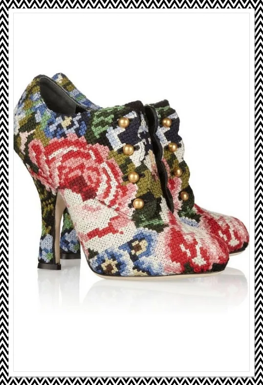 أحذية مطرزة بغرزة الكنافاه (37)