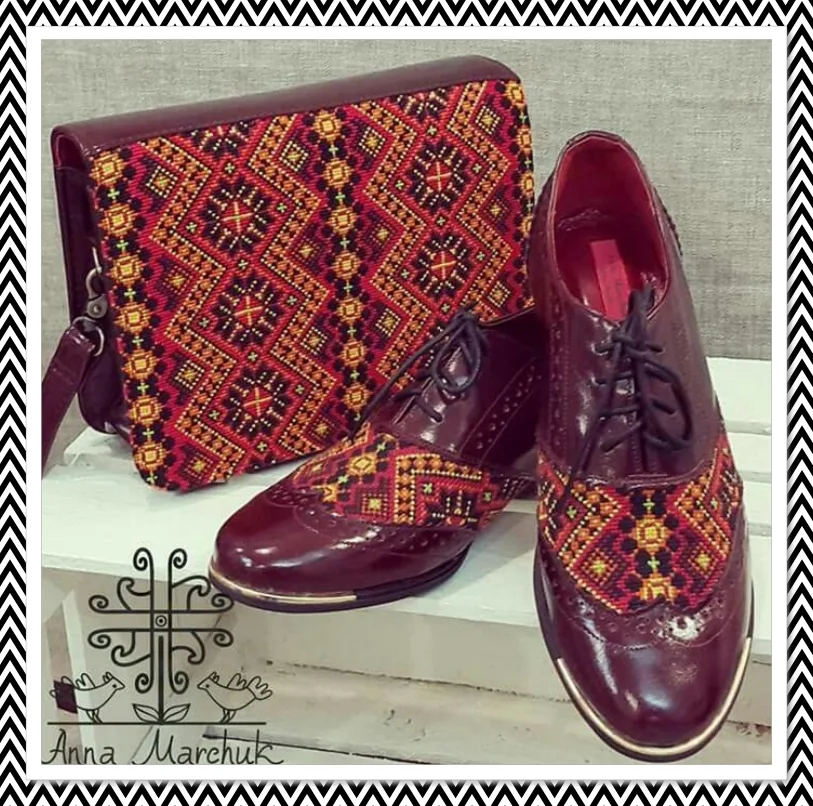 أحذية مطرزة بغرزة الكنافاه (8)