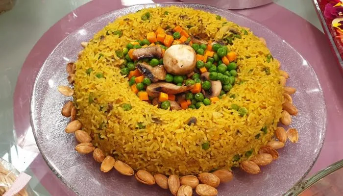 أرز بالكركم والكاري