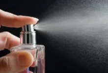 احذرى من رش العطر على الرقبه