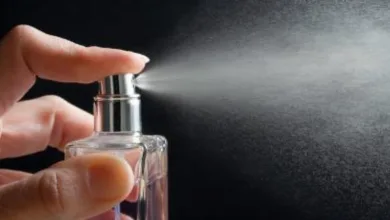 احذرى من رش العطر على الرقبه