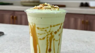 الأفوكادو بالعسل والمكسرات