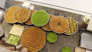 البقلاوة التركية الفاخرة