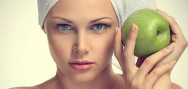 التفاح للعناية بالبشرة الجافة