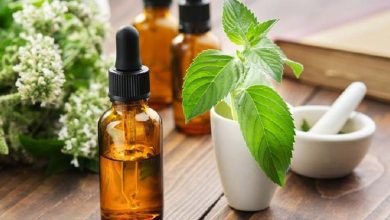 الجلسرين النباتى وزيت النعناع لرائحة فم عطرة