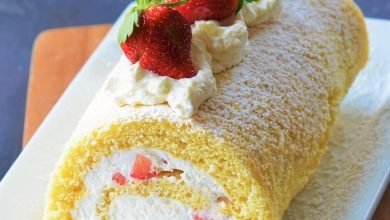 السويسرول بالفاكهة الجافة