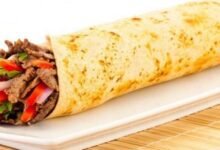 ساندويتش شاورما الدجاج بالزبدة