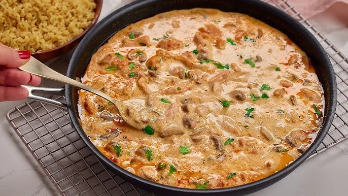 صدور الدجاج بالطحينة