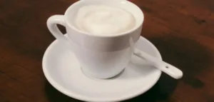 طريقة عمل حليب بالزنجبيل والعسل