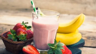 عصير الموز بالفراولة