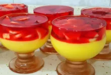 كاسات الجيلي بالفاكهة