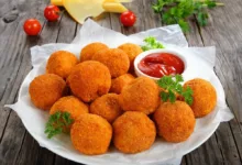 كرات البطاطس المقلية