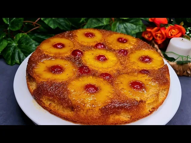 كيك الأناناس بالعسل