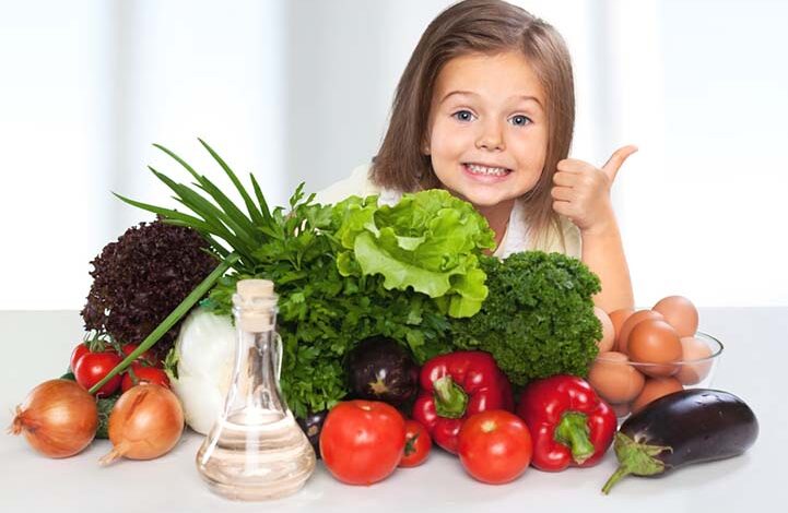 الطعام يساعد على تطور ذكاء الطفل