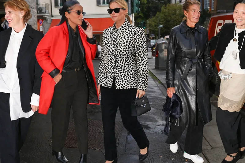 البنطلون الأسود من الملابس متعددة الاستخدام