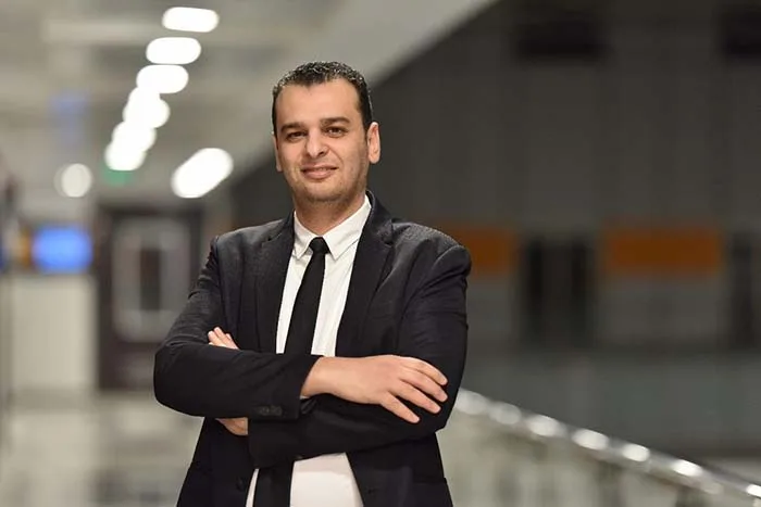 أفضل دكتور قرنية مخروطية في مصر